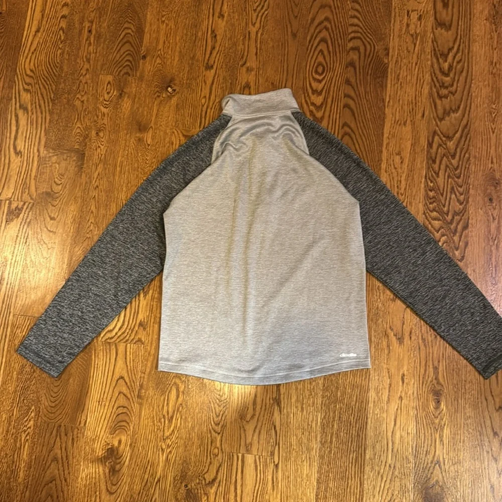 Adidas Gray Two Tone Performance Quarter Zip Pullover Men’s Small